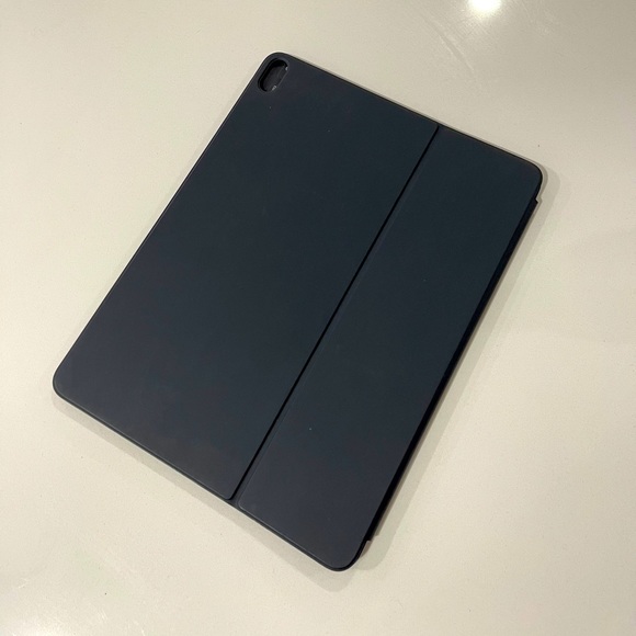 Apple Smart Keyboard iPad Pro case